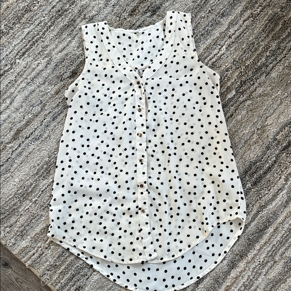 Maurices Black Polka Dot Sleeveless Top